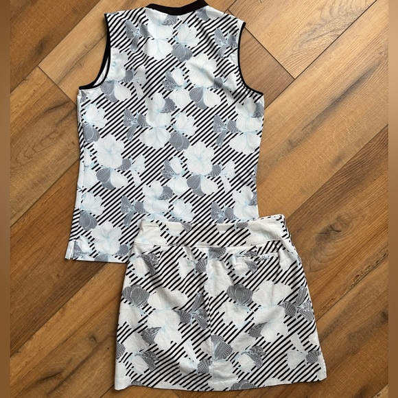 Lady Hagen Golf Skort and Tank Top Set.
Size 2 & Small - Picture 4 of 9